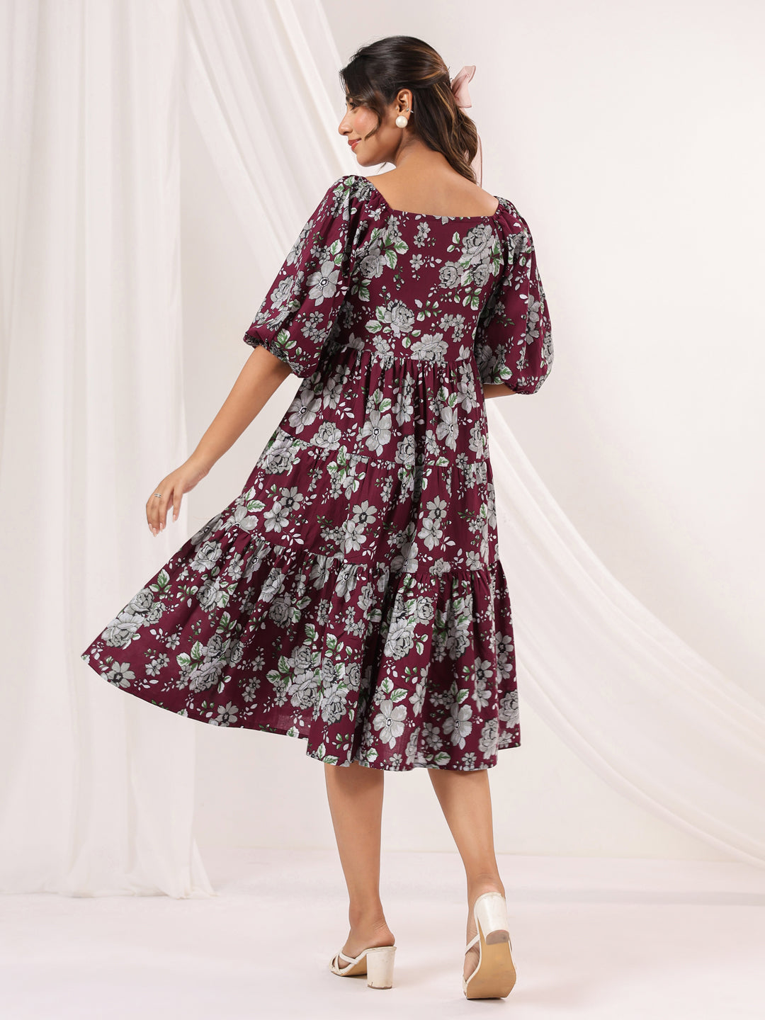 Janasya Dark Cotton Floral Tiered Dress