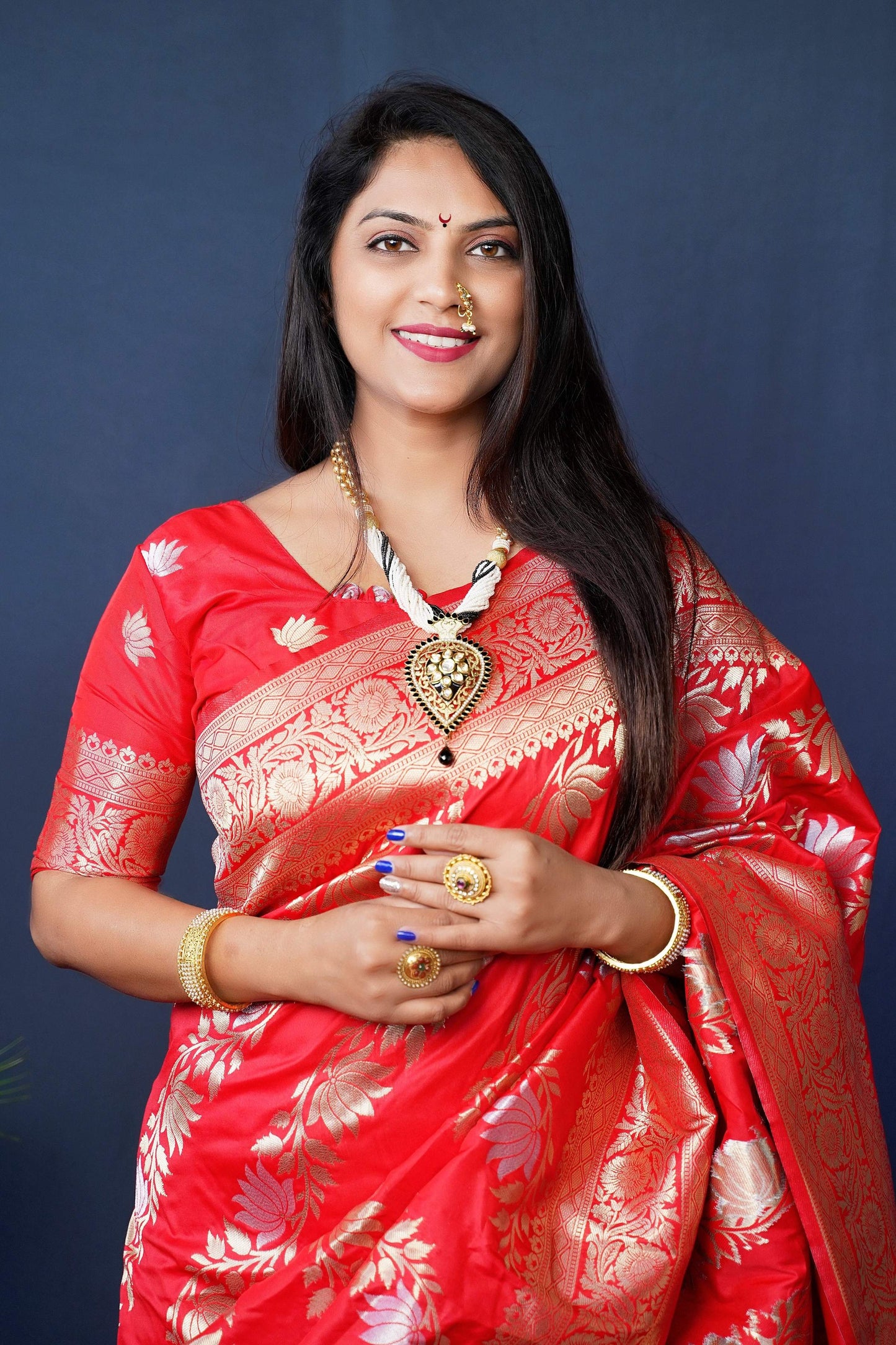 Jyoti Fashion Women's Red Handloom Banarasi Silk Zari Woven Saree with Blouse
