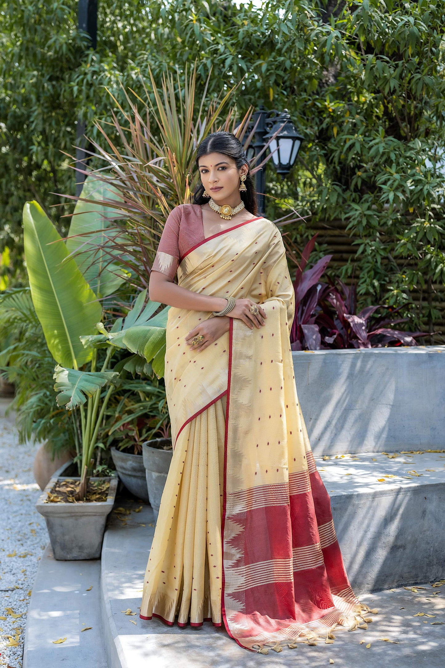 Jyoti Fashion Women's Cream Tussar Silk Temple Border with Zari Lining Traditional Saree with Blouse