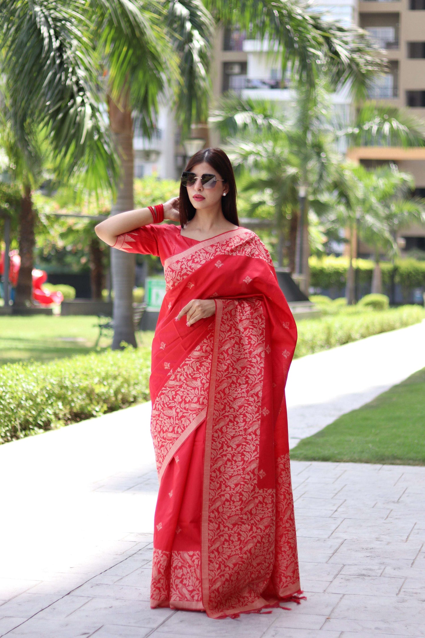 Jyoti Fashion Women's Red Handloom Raw Silk Weaving Pallu Traditional Saree with Blouse
