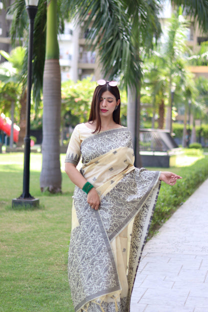 Jyoti Fashion Women's Cream Handloom Raw Silk Weaving Pallu Traditional Saree with Blouse