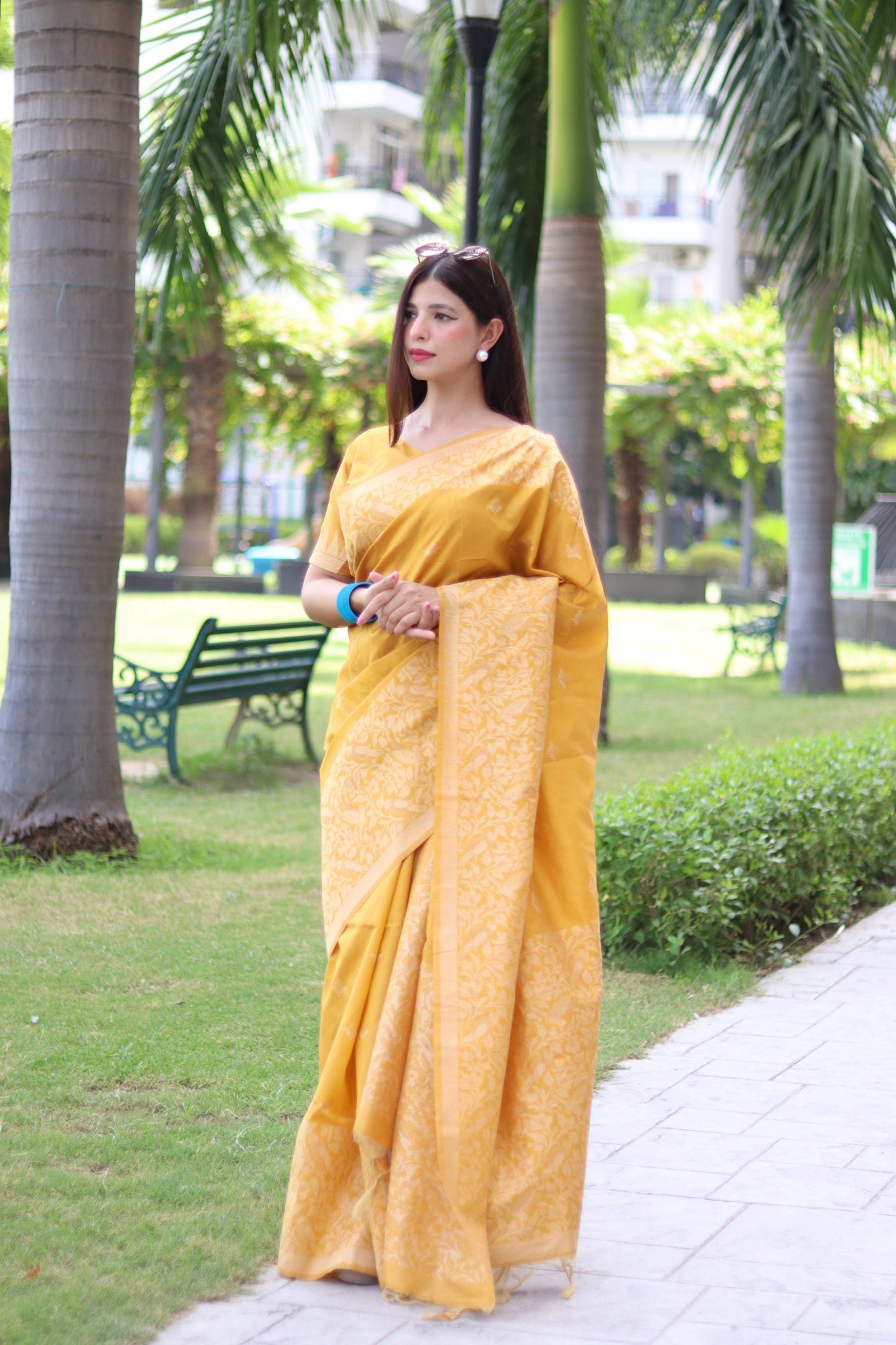 Jyoti Fashion Women's Yellow Handloom Raw Silk Weaving Pallu Traditional Saree with Blouse