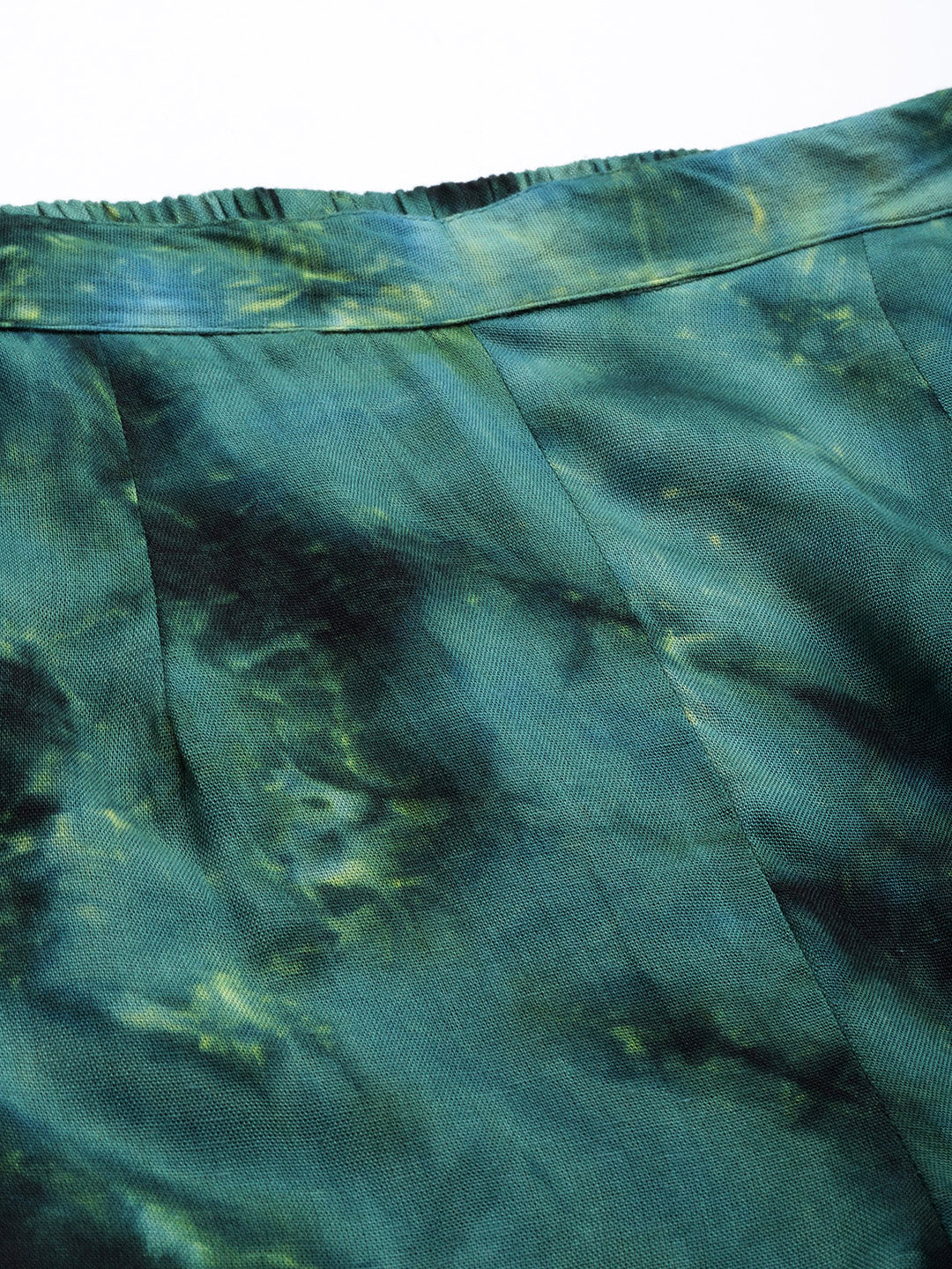 Jainish Women's Olive Green Tie Dye Printed Rayon Kaftan Tunic With Trousers