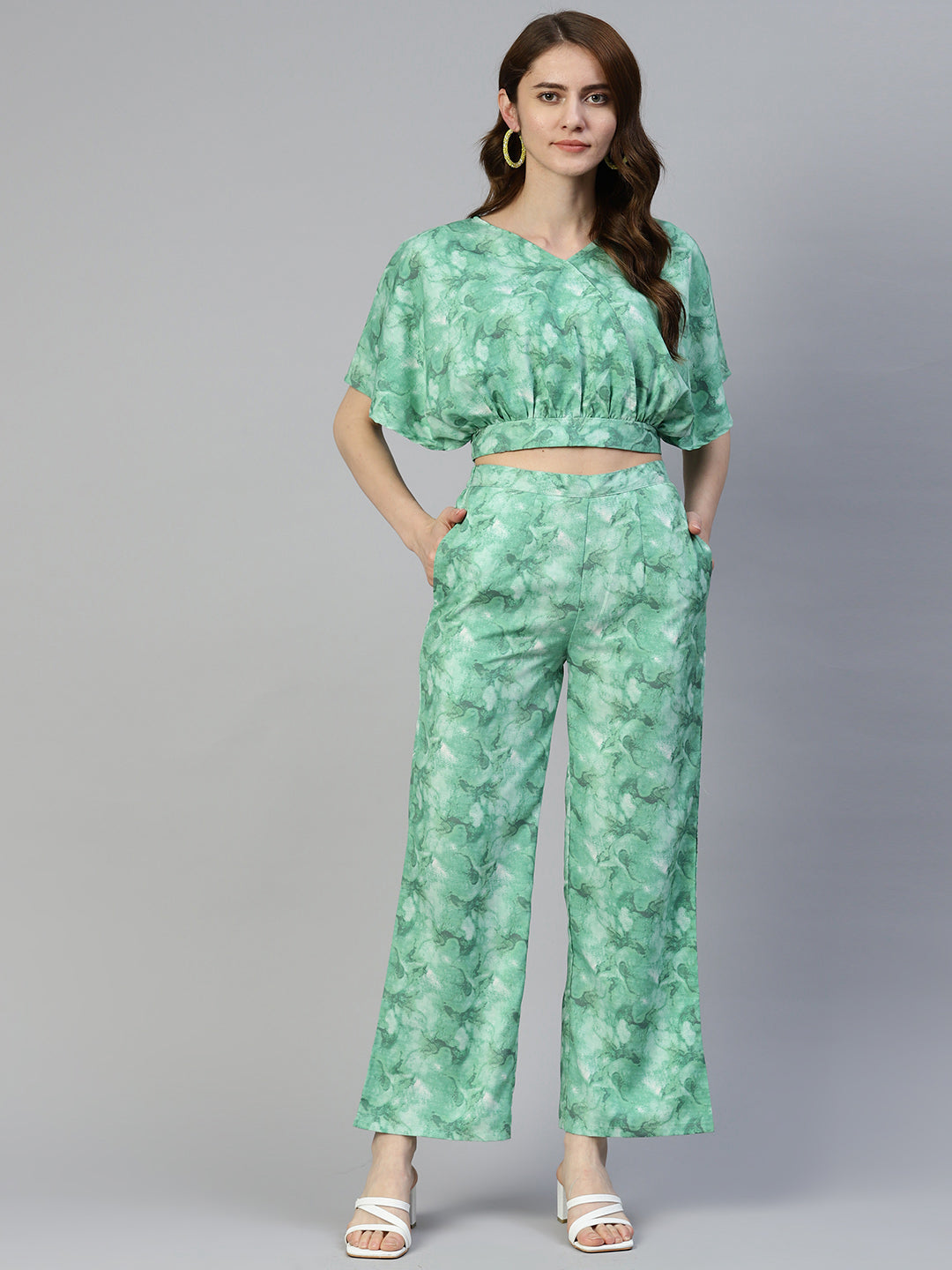 Jainish Women's Green Printed Crop Top With Palazzos