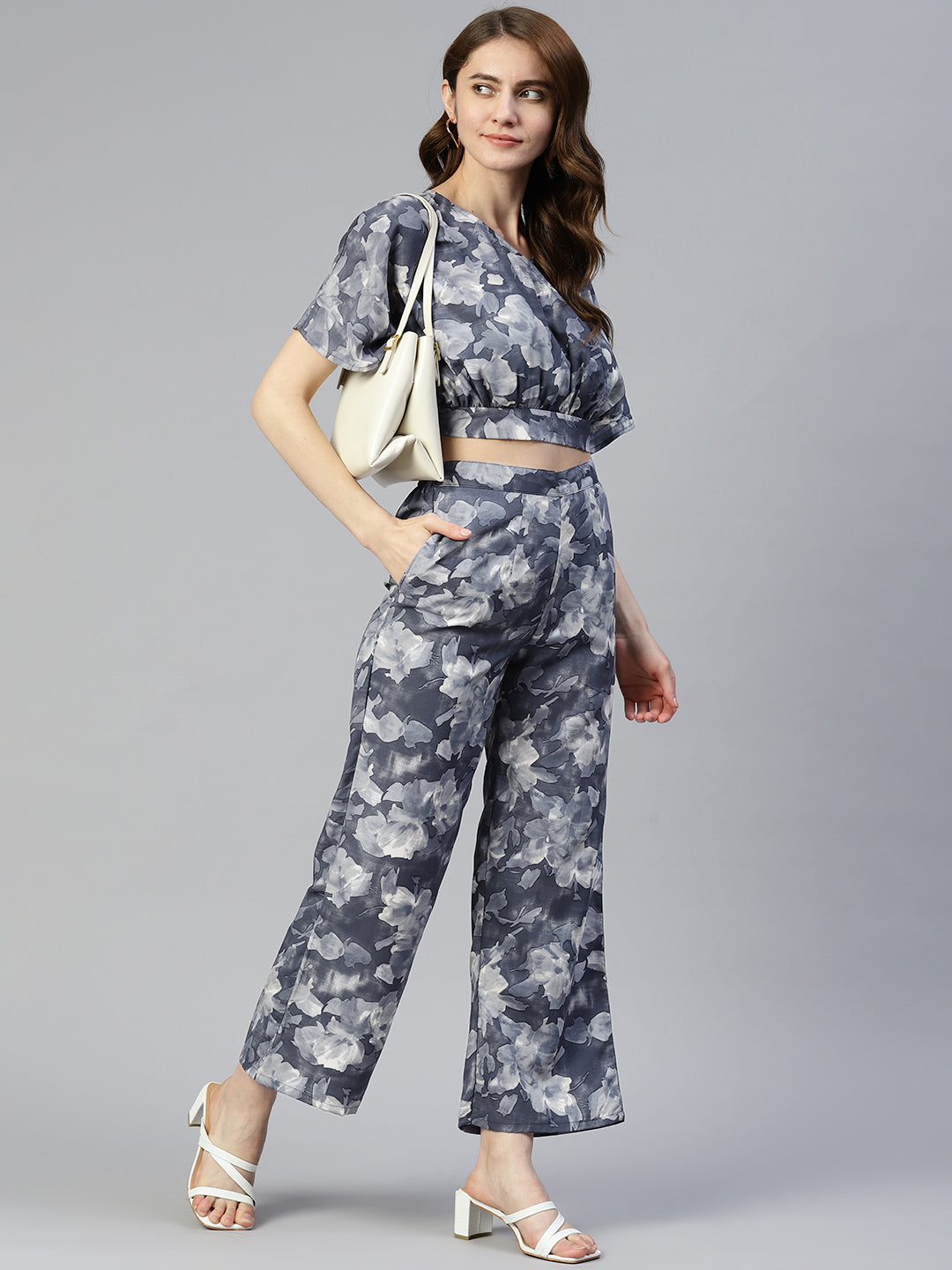 Jainish Women's Grey Printed Crop Top With Palazzos