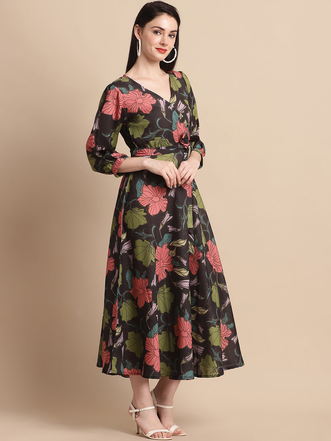 Jainish Women's WoBlack Floral Printed A-line Dress With Belt