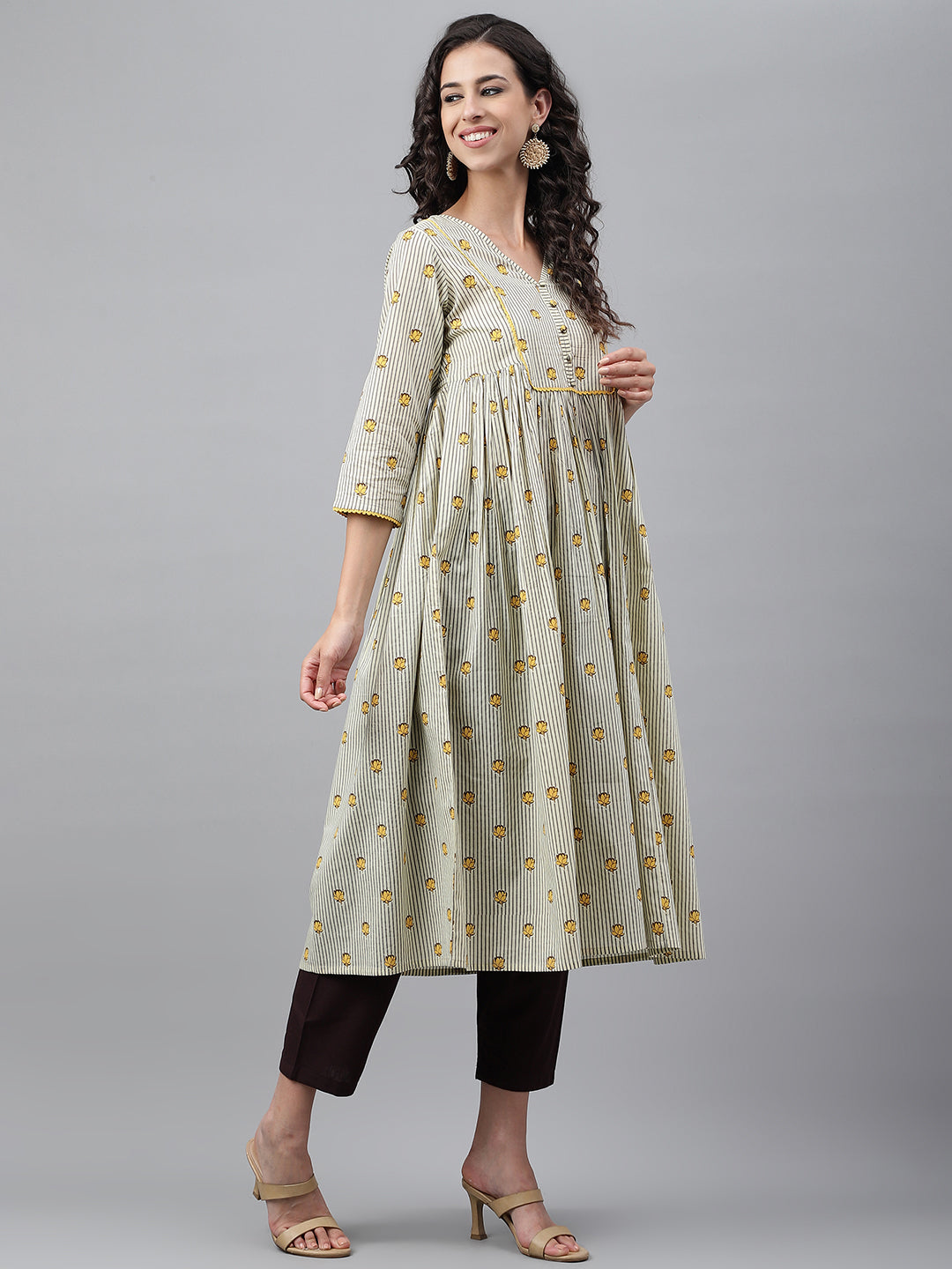 Janasya Women's Light Yellow Cotton Floral Printed Party Flared Kurta