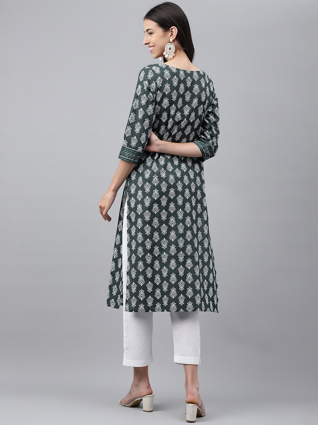 Janasya Women's Dark Green Cotton Ethnic Motifs Casual Straight Kurta