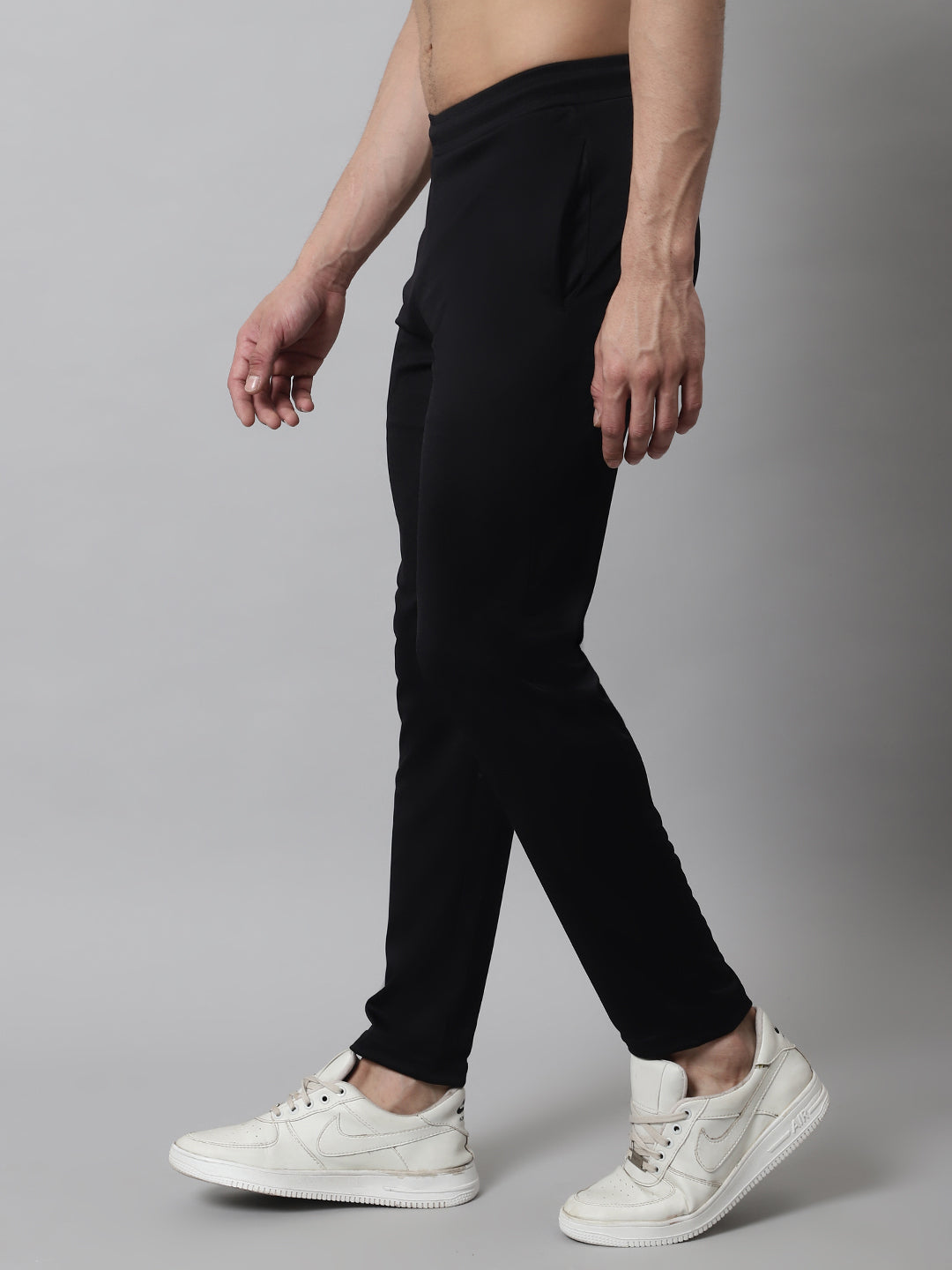 Jainish Men's Black Solid Streachable Lycra Trackpants