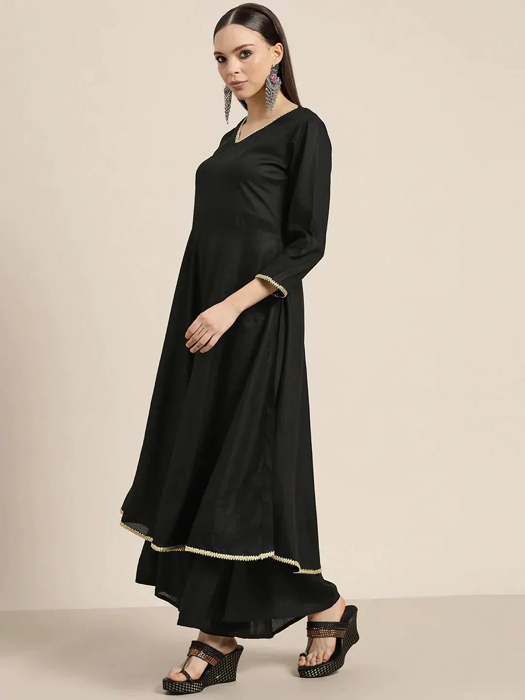 Jompers Women's Kurta with Palazzos & print Dupatta - Black