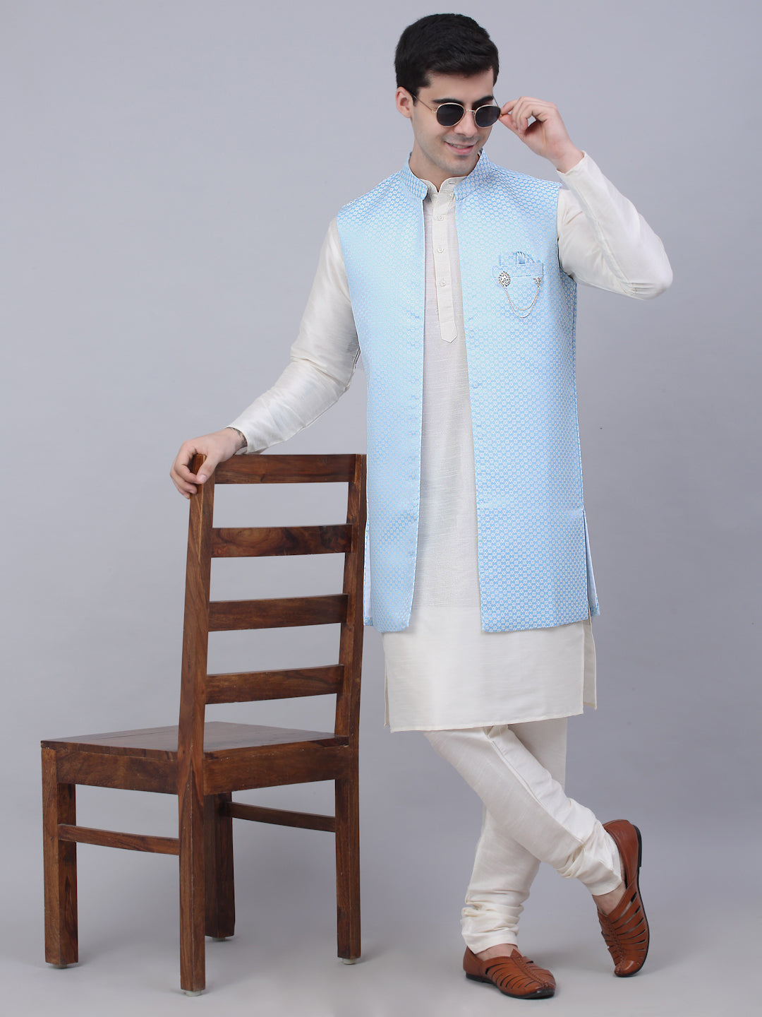 Jompers Men's Solid Kurta Pyjama With Shrug Jacket - Blue