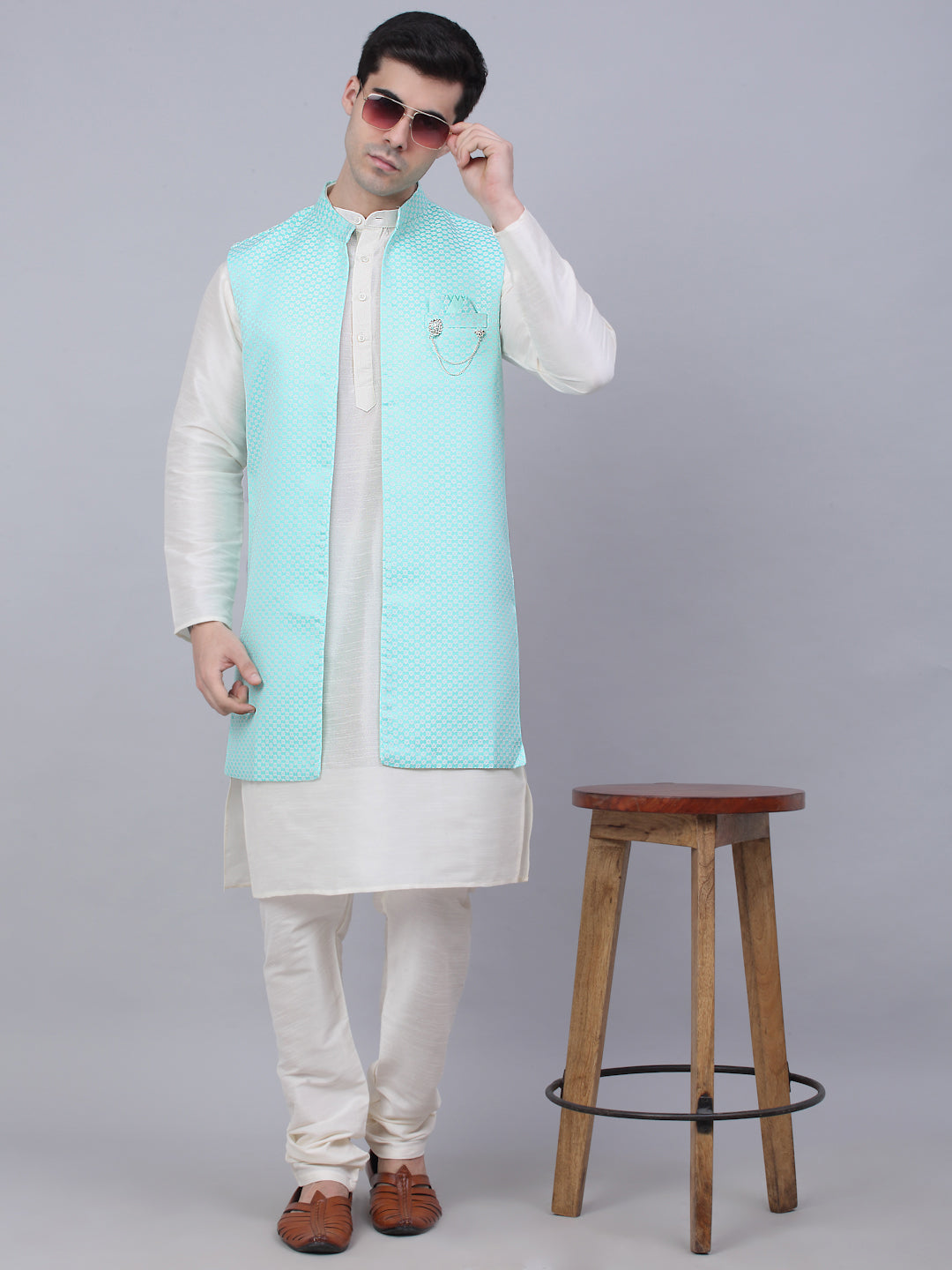 Jompers Men's Solid Kurta Pyjama With Shrug Jacket - Sky Blue