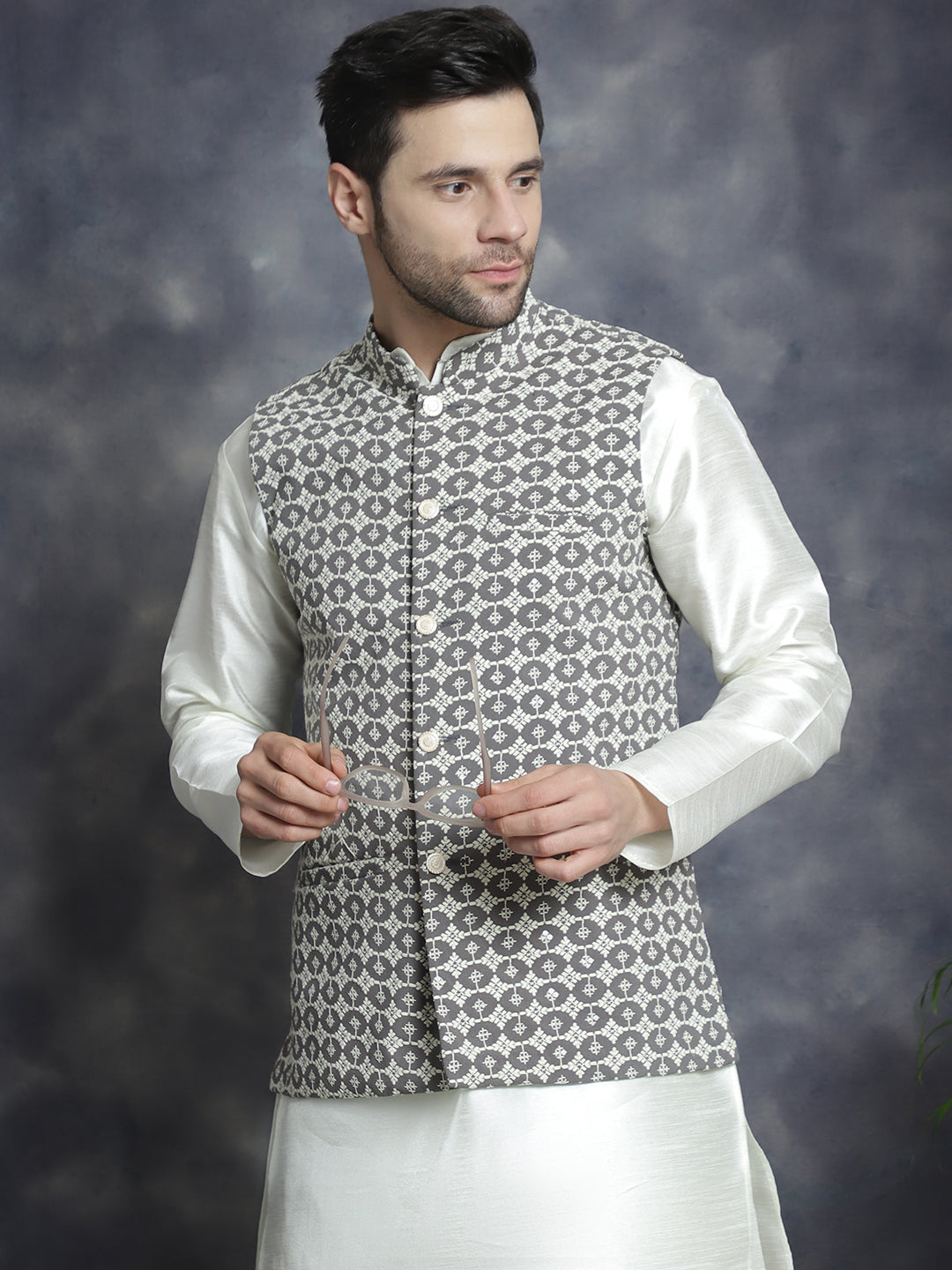 Jompers Men's Embroidred Nehru Jacket With Solid Kurta Pyjama - Grey