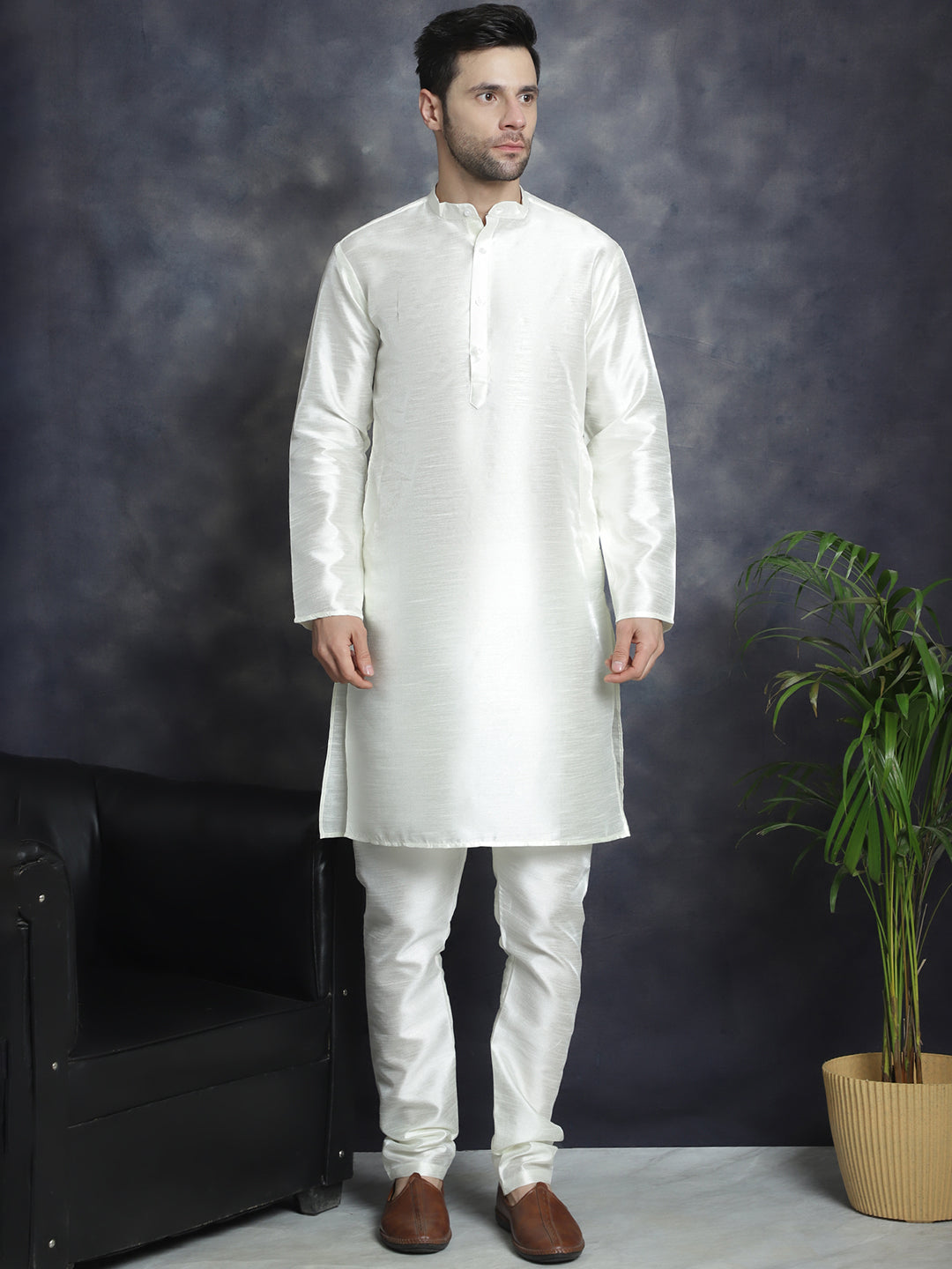 Jompers Men's Embroidred Nehru Jacket With Solid Kurta Pyjama - Grey