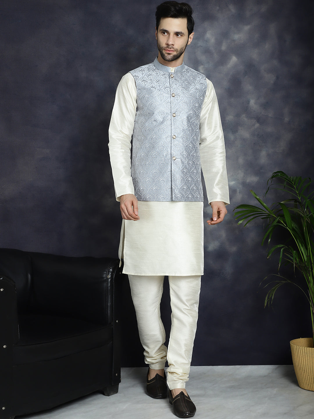 Jompers Men's Sequins and Embroidred Nehru Jacket With Solid Kurta Pyjama - Grey