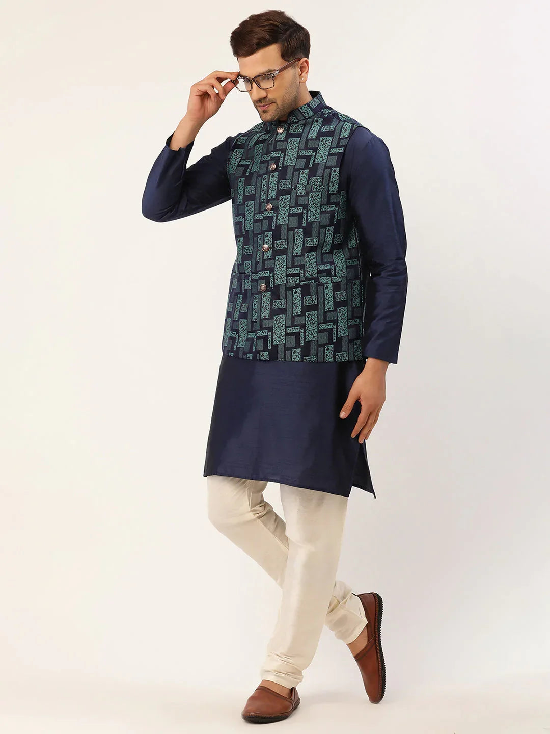 Jompers Men's Solid Kurta Pyjama With Blue Woven Design Nehru Jacket