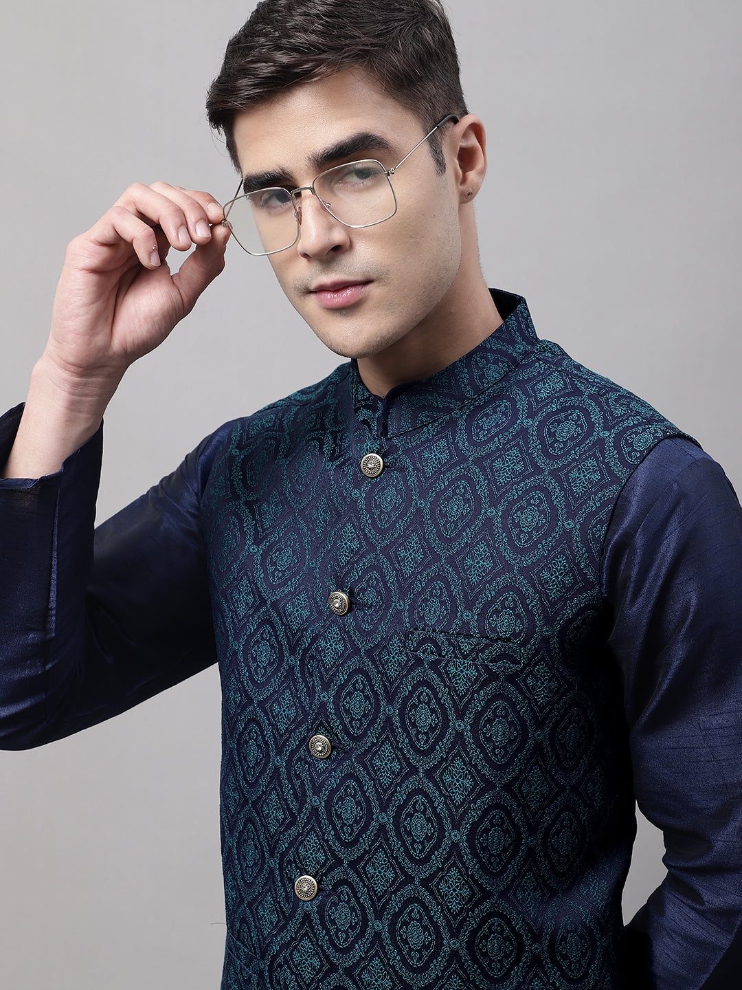 Jompers Men's Navy Blue Solid Kurta Pyjama with Green Woven Design Nehru Jacket