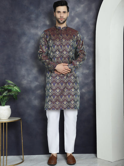 Jompers Men's Purple Silk Blend Straight Kurta Pyjama Set