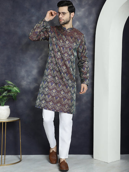 Jompers Men's Purple Silk Blend Straight Kurta Pyjama Set