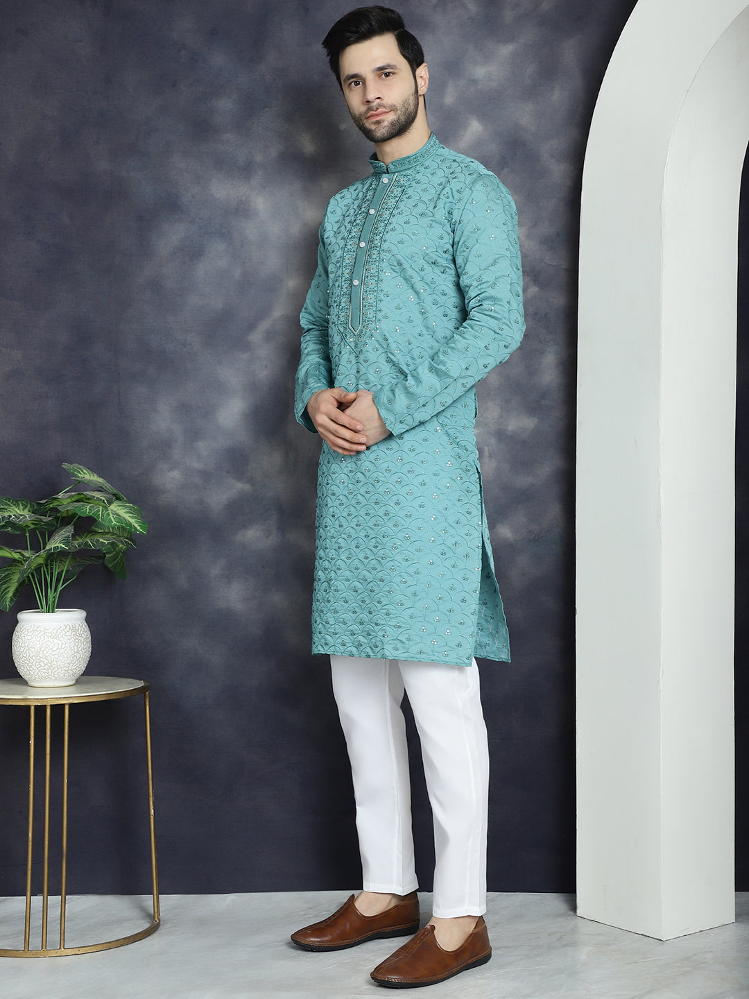Jompers Men's Sequins Embroidered Kurta With Pyjama - Blue