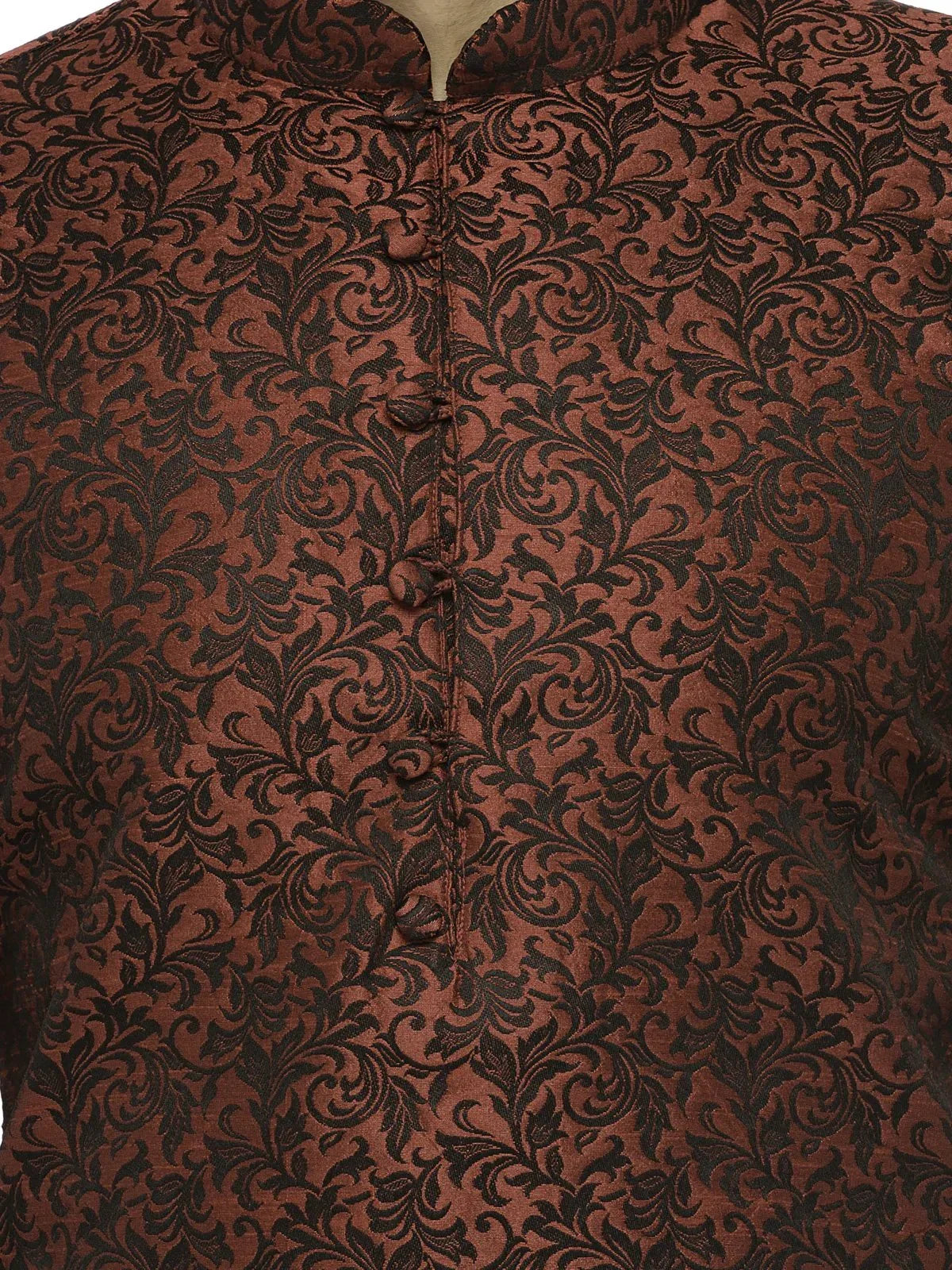 Jompers Men's Maroon & Black Woven Design Kurta with Churidar