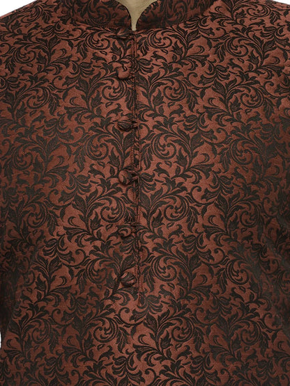 Jompers Men's Maroon & Black Woven Design Kurta with Churidar