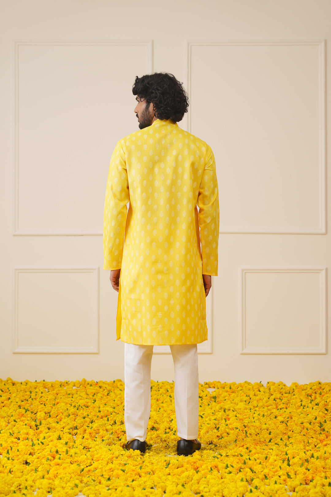 Jompers Men's Cotton Floral printed kurta Pyjama Set - Lemon