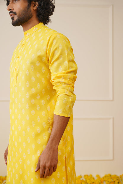 Jompers Men's Cotton Floral printed kurta Pyjama Set - Lemon
