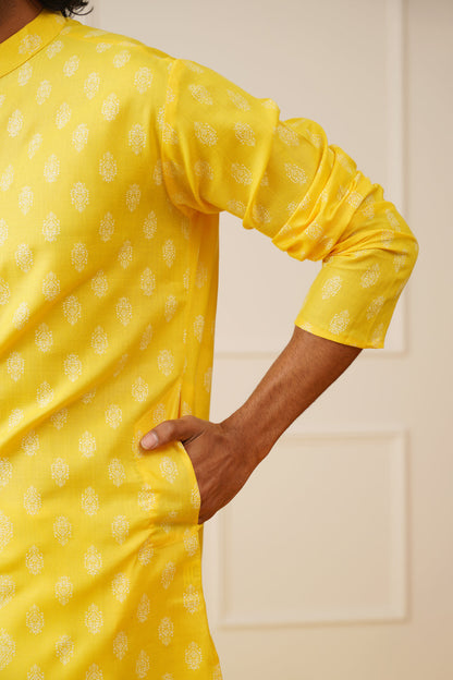 Jompers Men's Cotton Floral printed kurta Pyjama Set - Lemon