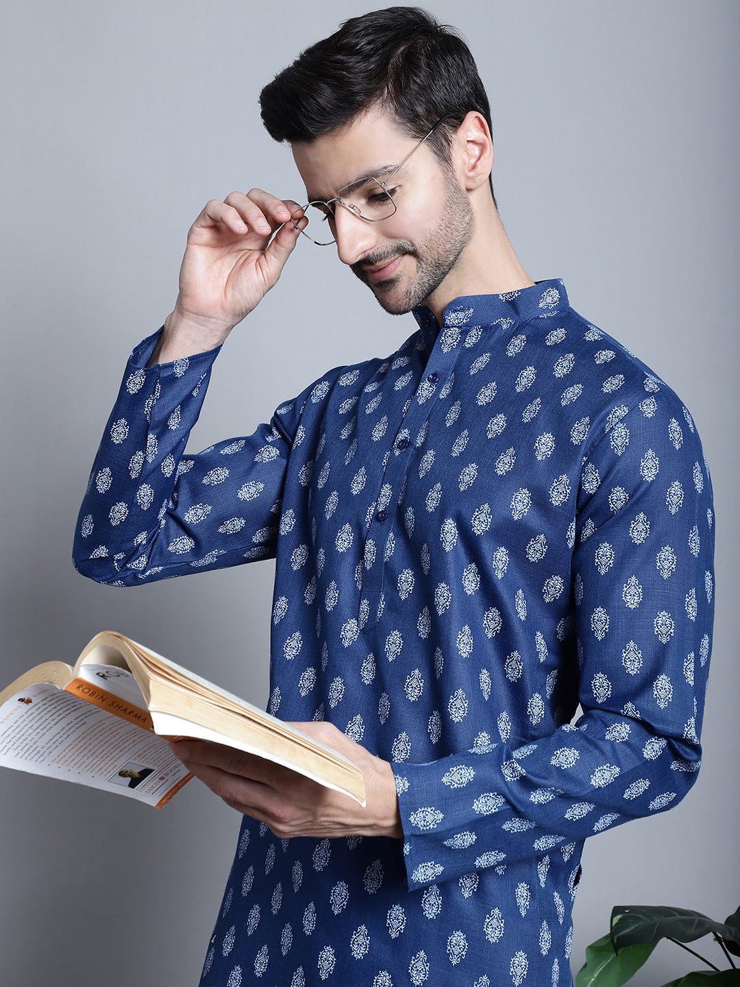 Jompers Men's Cotton Floral printed kurta Pyjama - Navy Blue