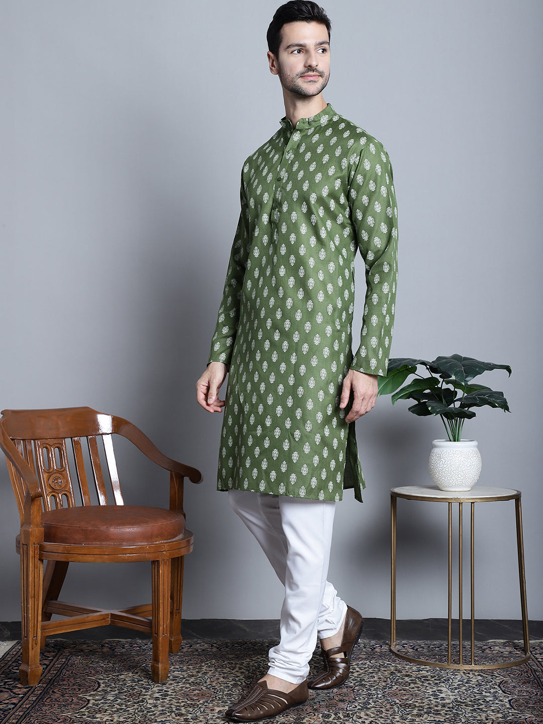 Jompers Men's Cotton Floral printed kurta Pyjama - Olive