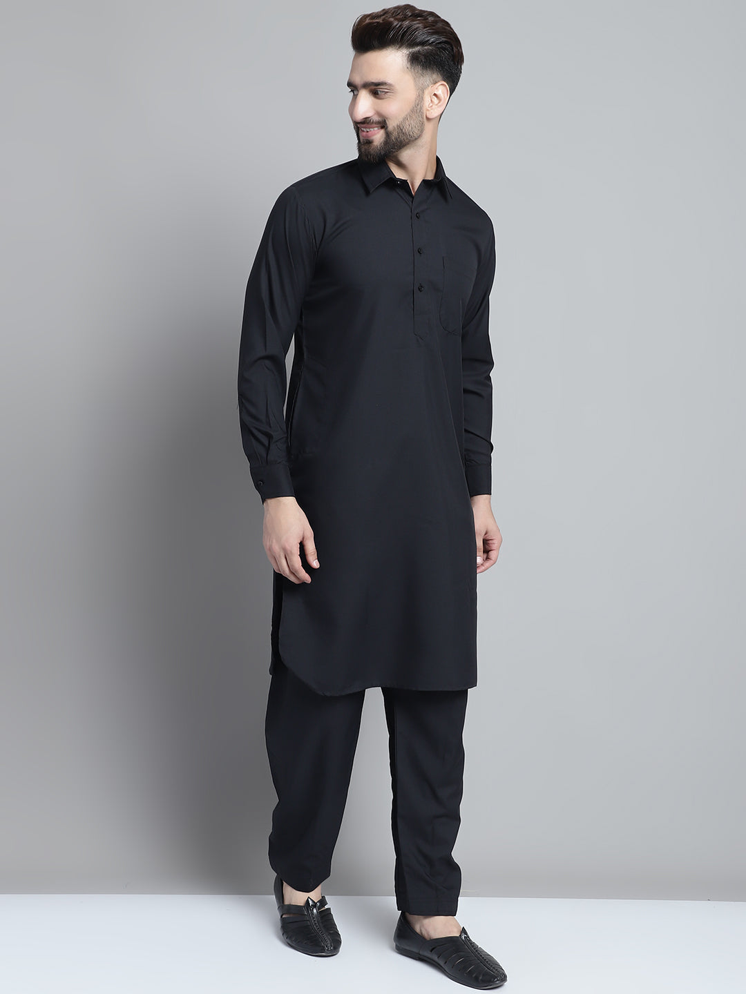 Jompers Men's Black Cotton Solid Pathani Kurta with Salwar