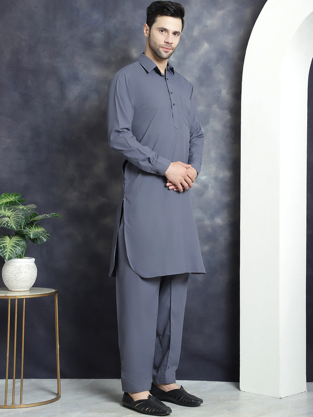 Jompers Men's Solid Pathani Kurta with Salwar - Grey
