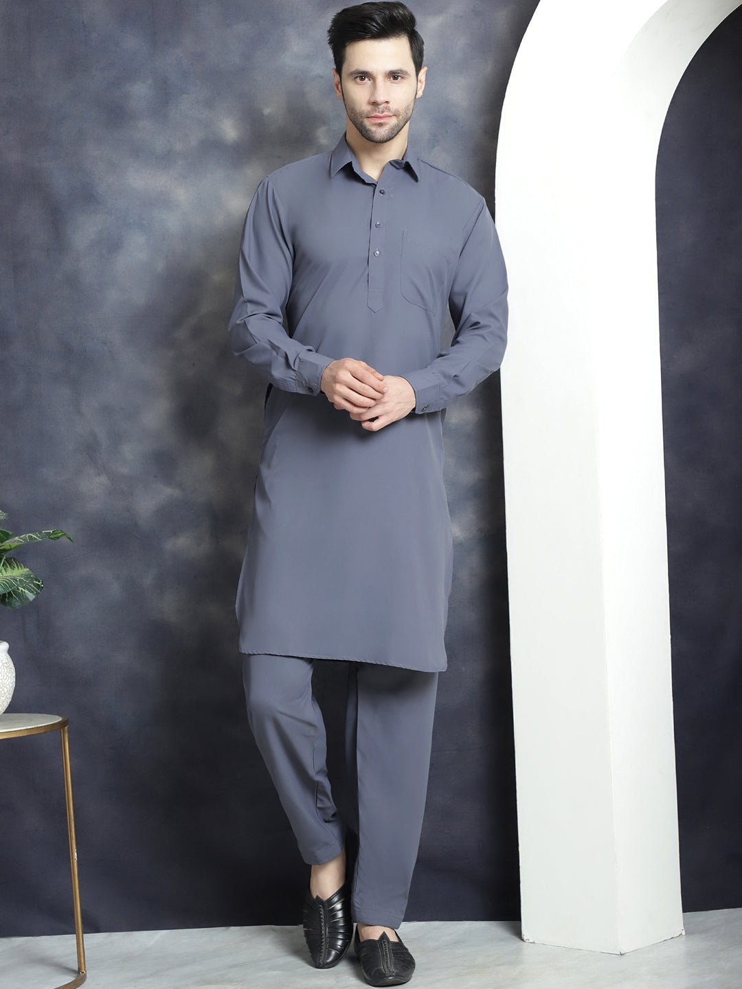 Jompers Men's Solid Pathani Kurta with Salwar - Grey