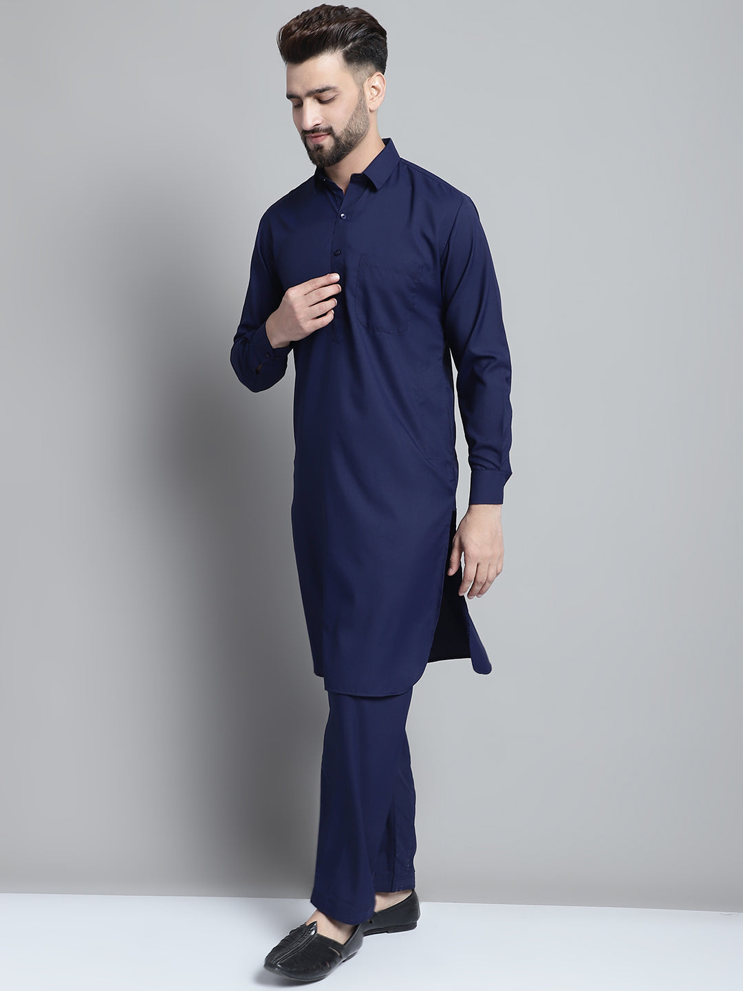 Jompers Men's Navy Blue Cotton Solid Pathani Kurta with Salwar