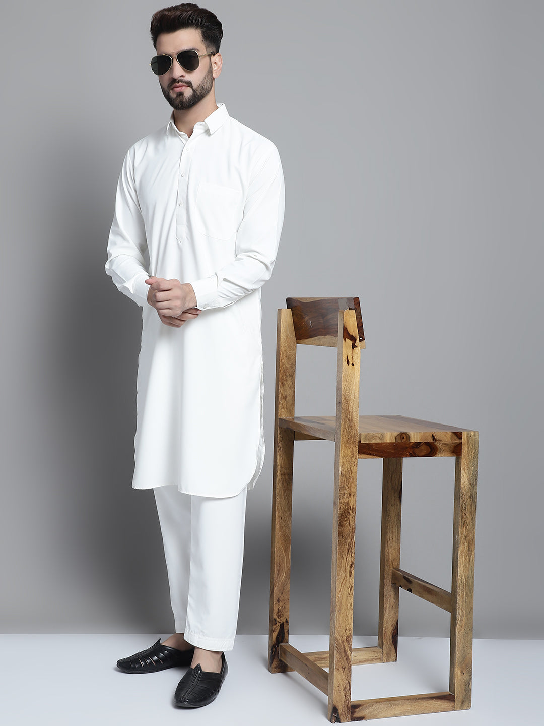 Jompers Men's White Cotton Solid Pathani Kurta with Salwar