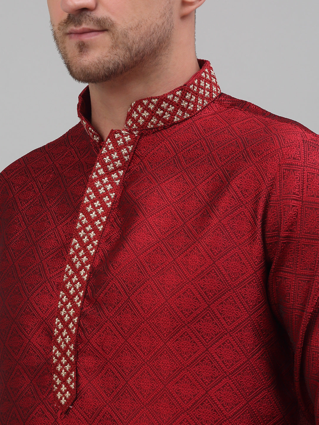 Jompers Men's Maroon Collar Embroidered Kurta Pyjama