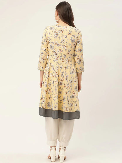 Jompers Women's Yellow and White Flared Printed kurta