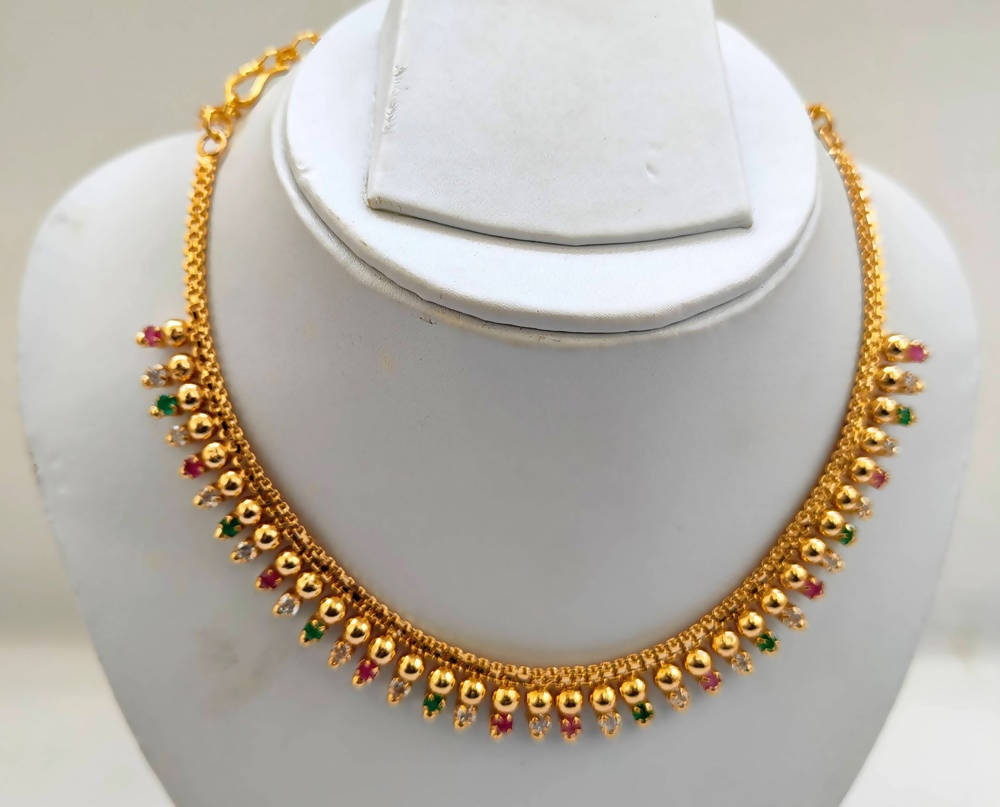 Gold-Polished Pretty Necklace