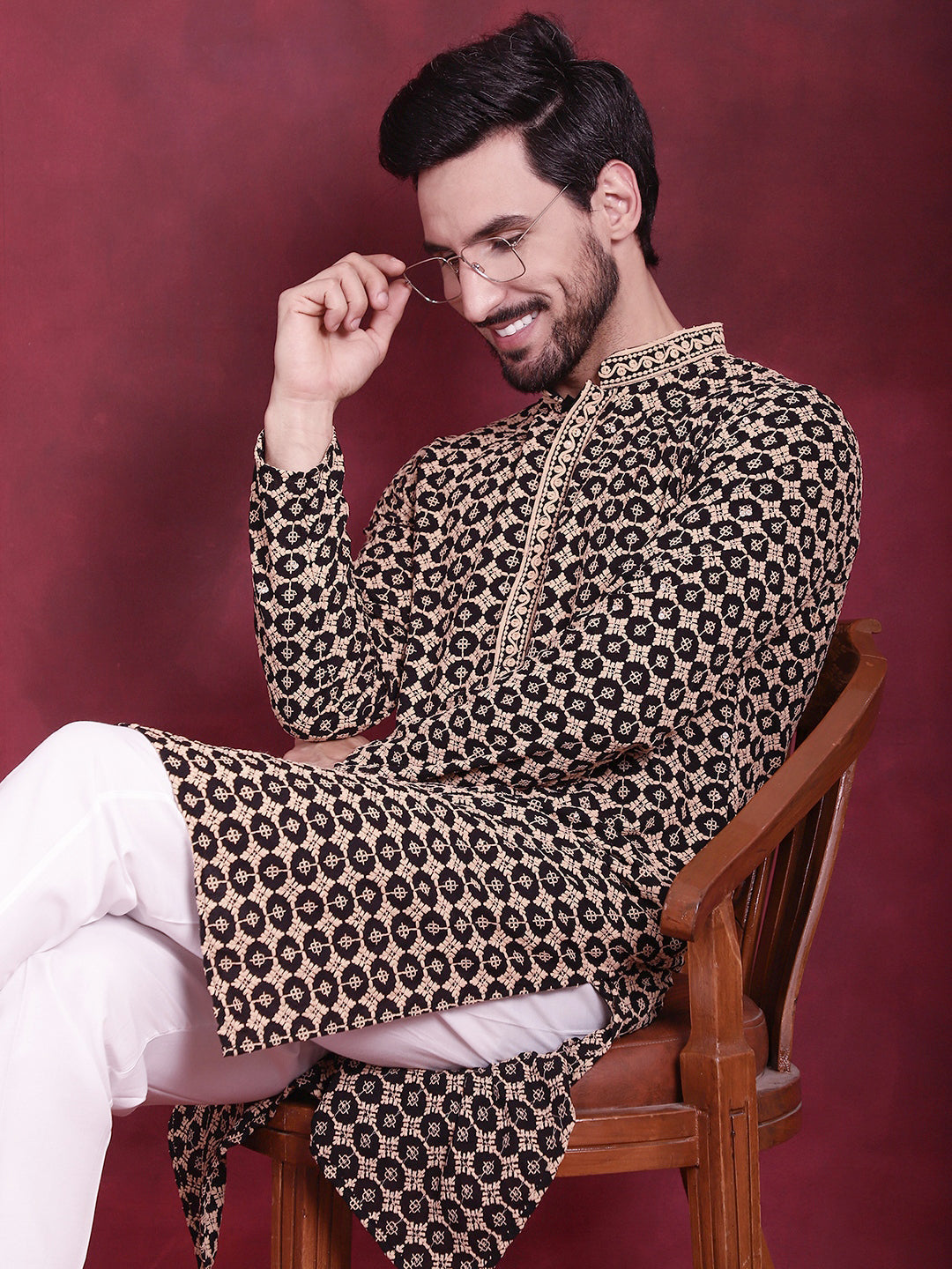 Jompers Men's Sequins Embroidered Kurta - Black