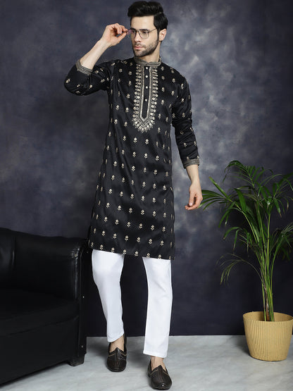 Jompers Men's Black Chikankari Embroidered Kurta - Black