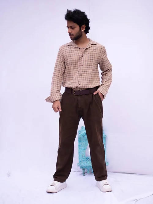 Diva Globe Men Checkard Lapel Collar Shirt