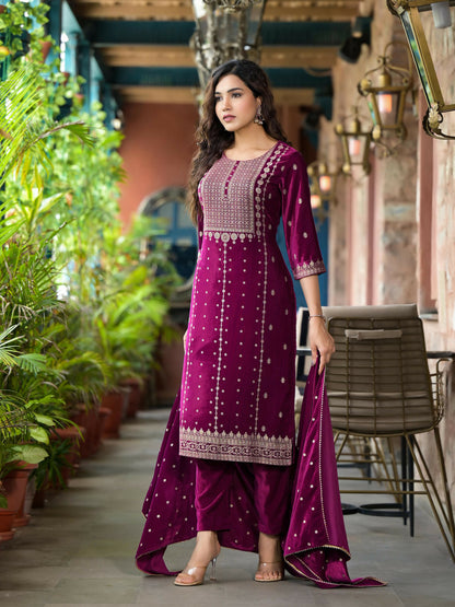 Juniper Women's Wine Ethnic Motif Printed Velvet Kurta Set With Lace