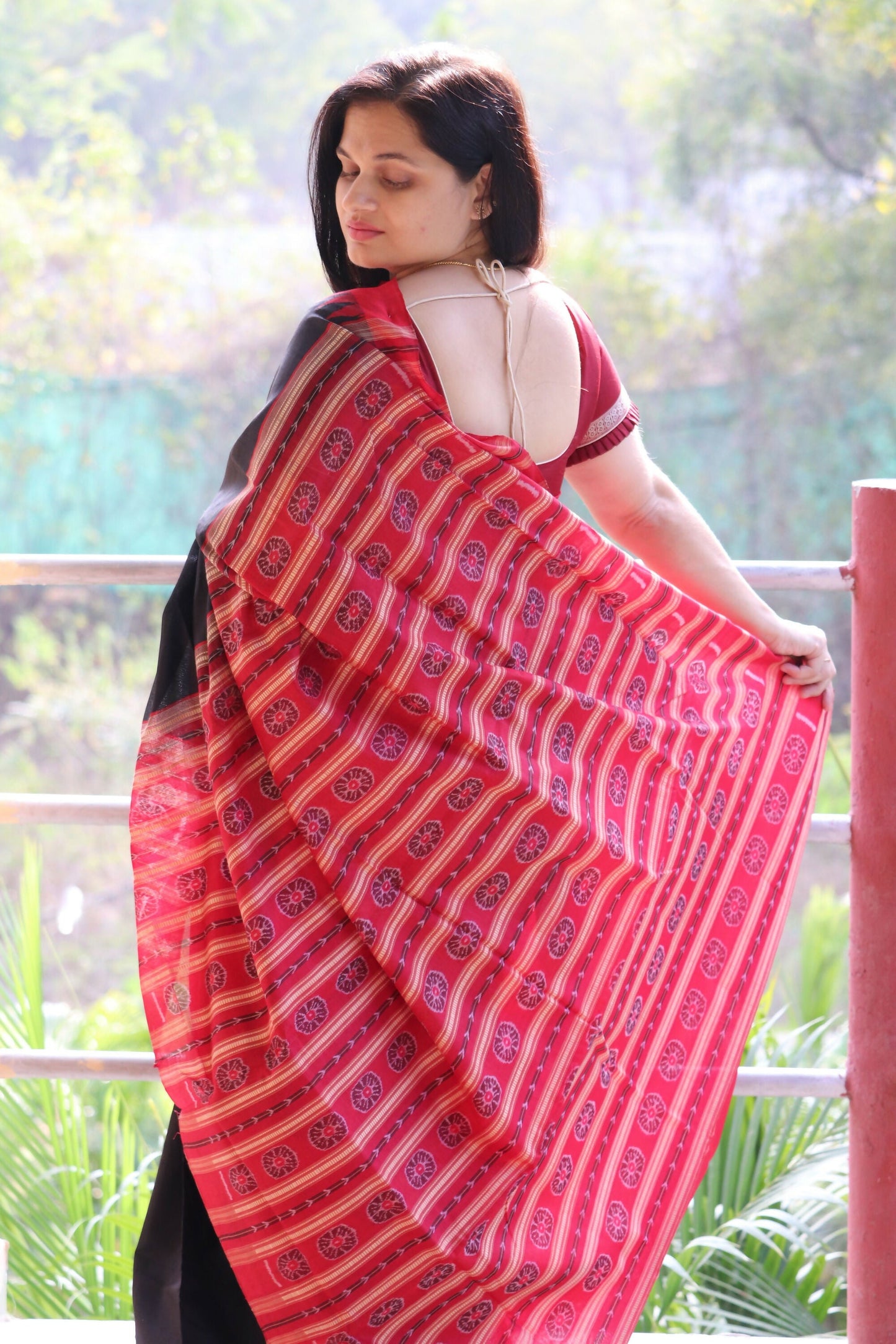 Earthyweaves Shyama Sambalpuri Tussar Silk Saree