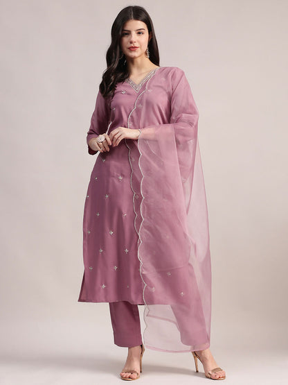 Aavyora Women Lavender Embroidered Chinon Kurta with Straight Pants & Organza Dupatta Set