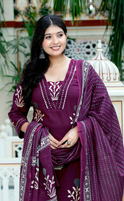 Miravan Women's Cotton Fabric Purple Kurta With Palazzo And Dupatta