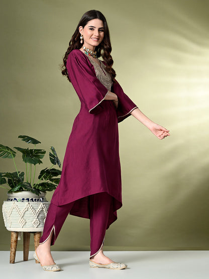 Myshka Women's Embroidered V-Neck Bell Sleeves Kurta & Dhoti Pants With Dupatta Sets in Magenta Color