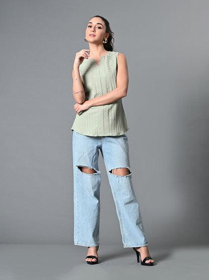 Myshka Women's Keyhole Neck Sleeveless Top in Olive Color