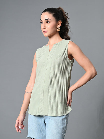 Myshka Women's Keyhole Neck Sleeveless Top in Olive Color