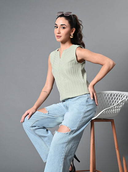 Myshka Women's Keyhole Neck Sleeveless Top in Olive Color
